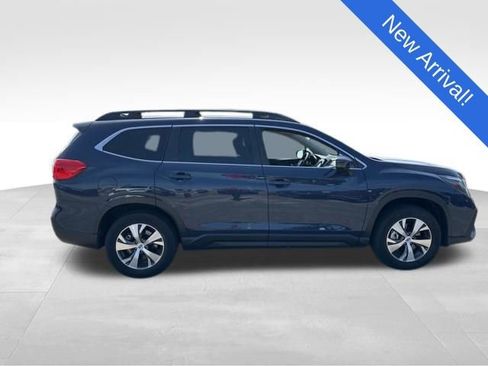 Certified 2025 Subaru Ascent Premium AWD/4WD image 8