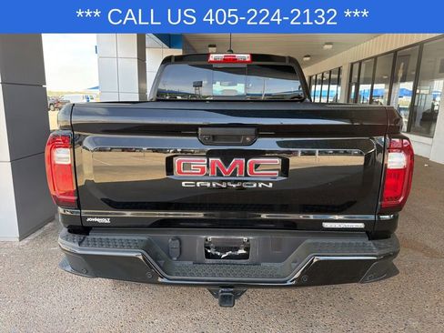 Used 2025 GMC Canyon Elevation w/ Convenience Package image 13