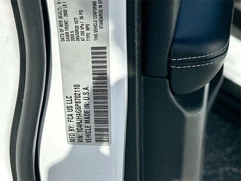 Used 2023 Jeep Grand Cherokee Altitude image 30