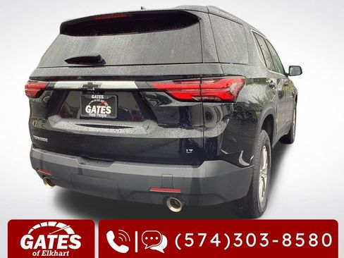 Used 2023 Chevrolet Traverse LT FWD image 9