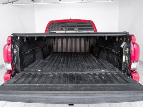 Used 2018 Toyota Tacoma SR RWD image 56
