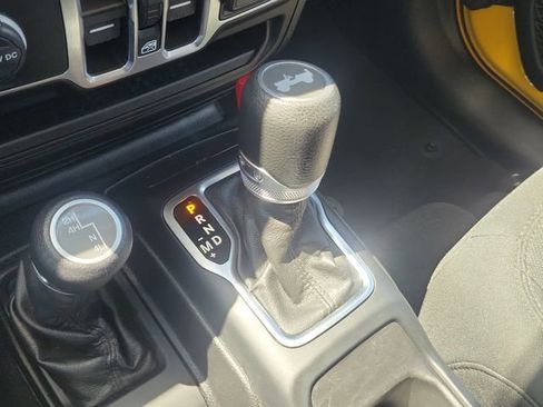 Used 2020 Jeep Wrangler Unlimited Sport S AWD/4WD image 34