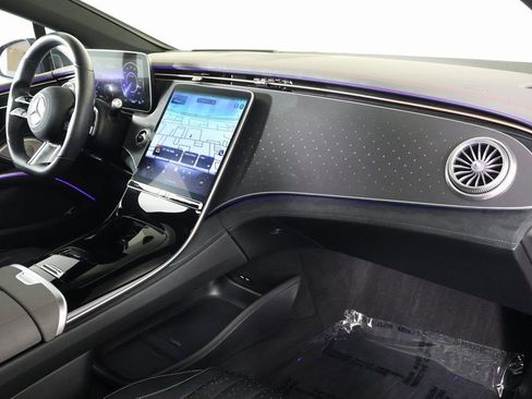 Certified 2022 Mercedes-Benz EQS 450+ Sedan image 9