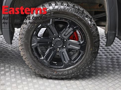 Used 2021 GMC Sierra 1500 AT4 w/ AT4 Preferred Package AWD/4WD image 8