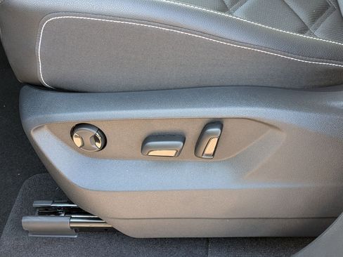 New 2026 Volkswagen Atlas SE image 15