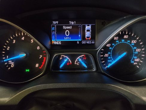 Used 2016 Ford Escape Titanium w/ Equipment Group 301A AWD/4WD image 23