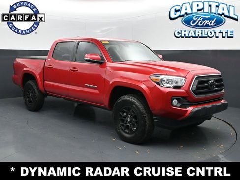 Used 2022 Toyota Tacoma SR5 w/ Technology Package image 3