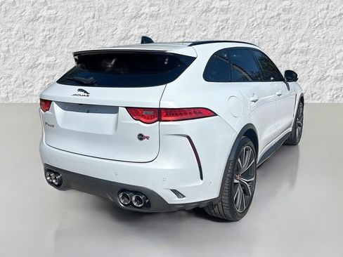 Used 2020 Jaguar F-PACE SVR image 3