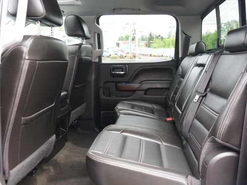 Used 2018 GMC Sierra 3500 Denali AWD/4WD image 19