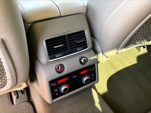 Used 2014 Audi Q7 3.0T Premium Plus w/ Premium Plus Package image 10