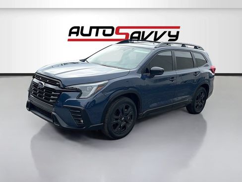 Used 2025 Subaru Ascent Bronze Edition w/ Popular Package #2 AWD/4WD image 3