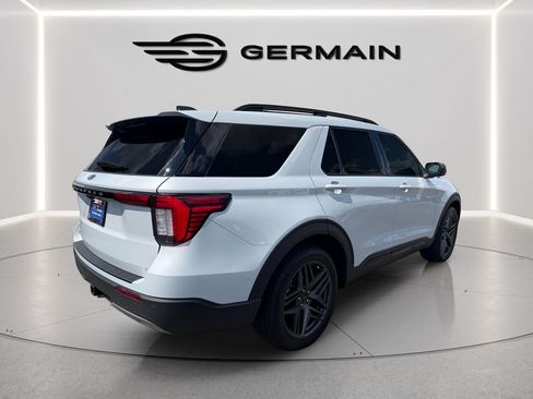 Certified 2026 Ford Explorer Active w/ Active Comfort Package RWD image 8