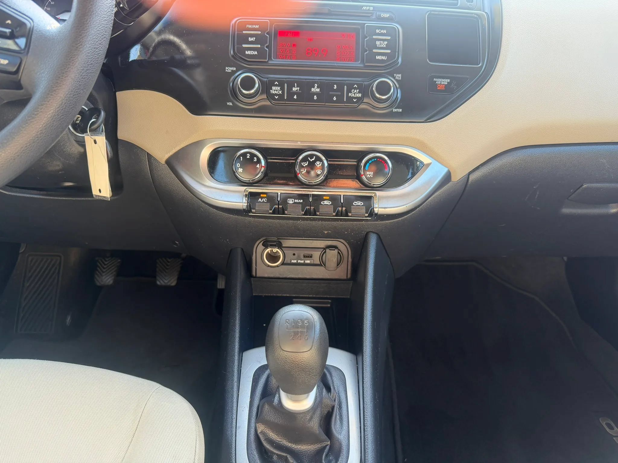 Used 2012 Kia Rio LX FWD image 19
