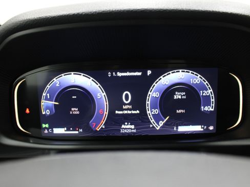 Used 2024 Jeep Wagoneer 4WD image 13