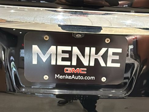 Used 2022 GMC Terrain SLT w/ Tech Package image 9