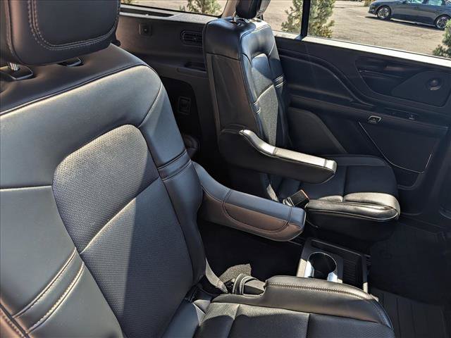 Used 2025 Lincoln Aviator AWD w/ Equipment Group 101A image 19
