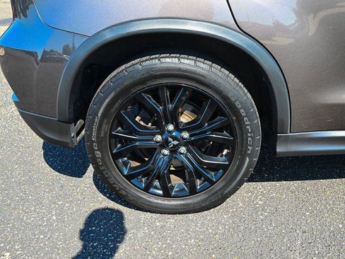 Used 2018 Mitsubishi Outlander Sport LE FWD image 14