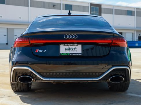 Used 2021 Audi RS 7 Sportback w/ RS 7 Executive Package AWD/4WD image 11
