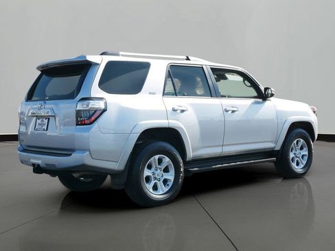 Used 2024 Toyota 4Runner SR5 Premium image 3