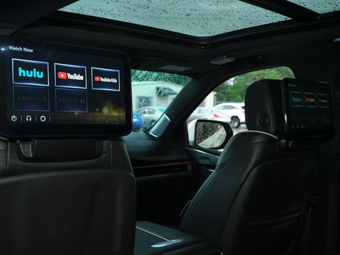 Used 2024 Cadillac Escalade V w/ LPO, ONYX Package AWD/4WD image 27