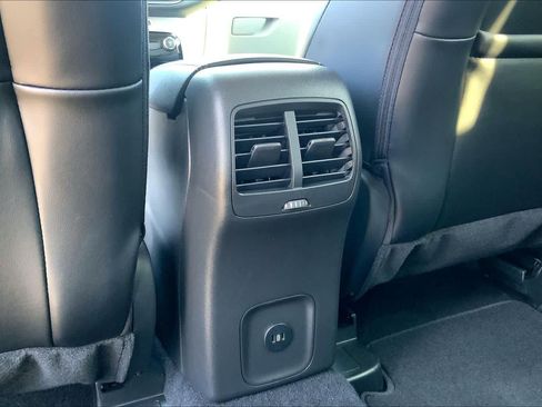 Used 2025 Ford Escape SE FWD image 59