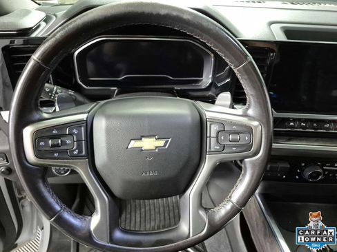 Used 2022 Chevrolet Silverado 1500 LTZ w/ LTZ Convenience Package II AWD/4WD image 11
