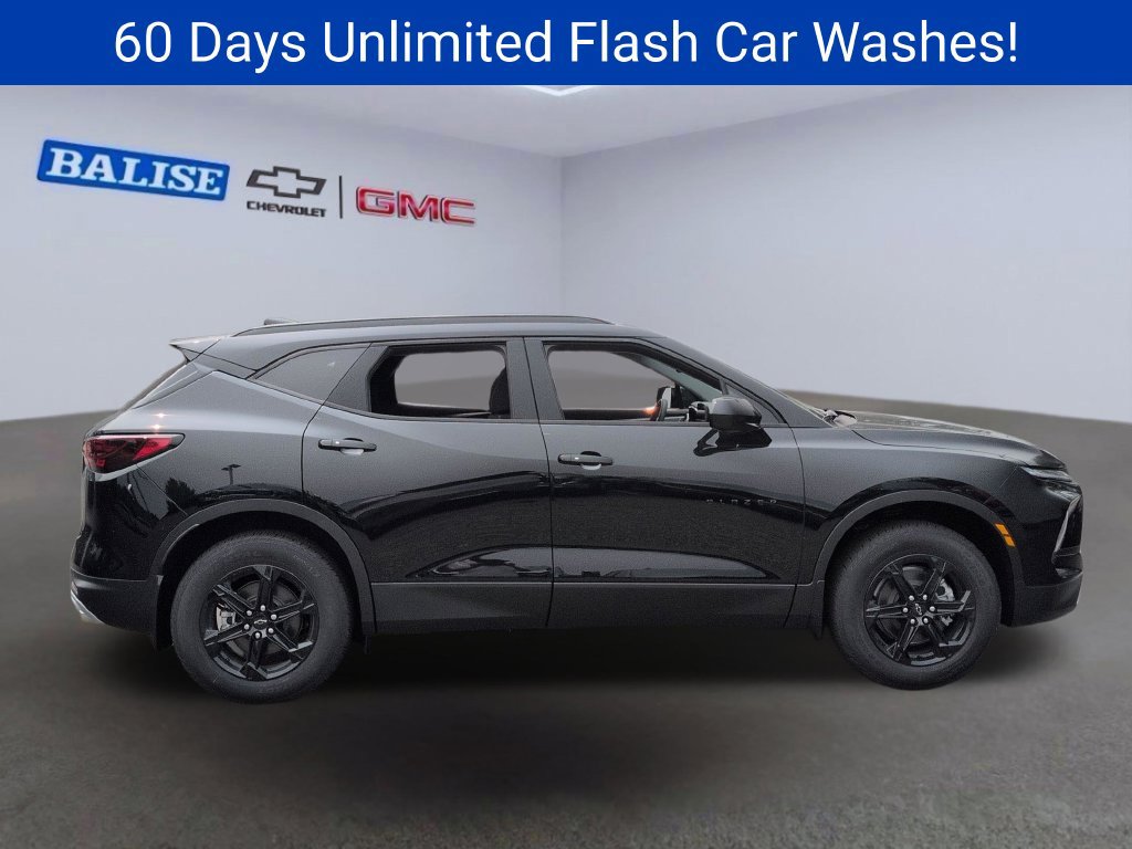 New 2026 Chevrolet Blazer LT w/ Convenience Package AWD/4WD image 2