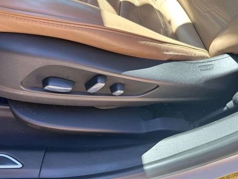 Used 2018 Cadillac XT5 Platinum w/ Driver Assist Package AWD/4WD image 7