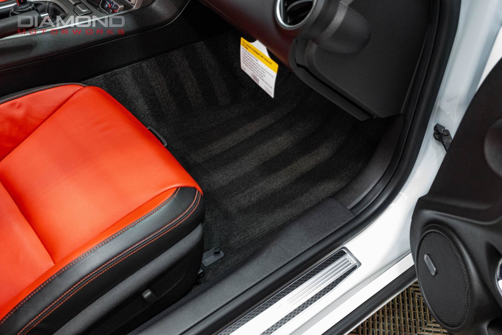 Used 2010 Chevrolet Camaro SS w/ LPO, Ground Effects Package RWD image 87