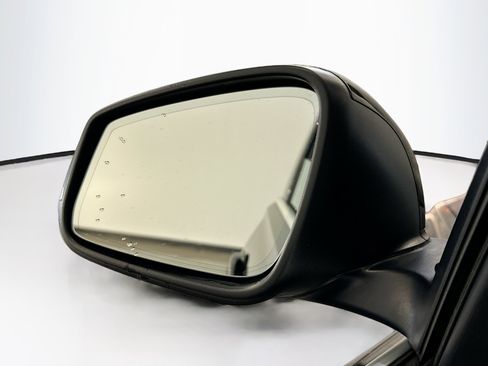 Used 2017 BMW 330i xDrive Sedan image 16