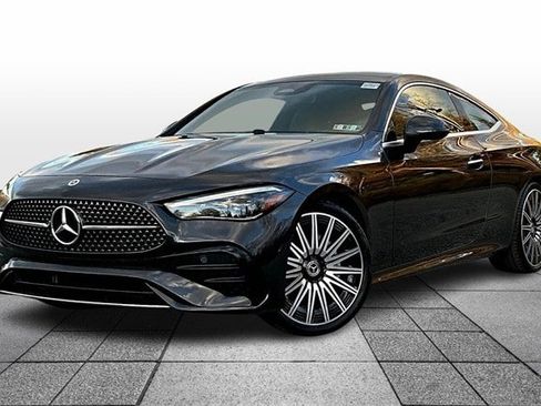 Certified 2025 Mercedes-Benz CLE 300 4MATIC Coupe image 4