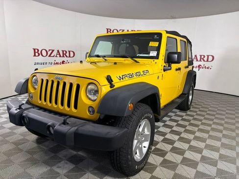 Used 2015 Jeep Wrangler Unlimited Sport w/ Quick Order Package 24S AWD/4WD image 4