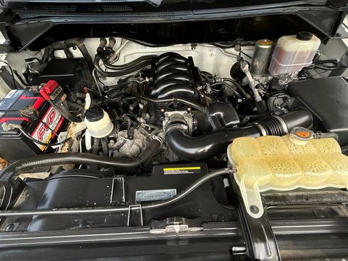 Used 2016 Nissan NV 2500 SV w/ Technology Package image 9