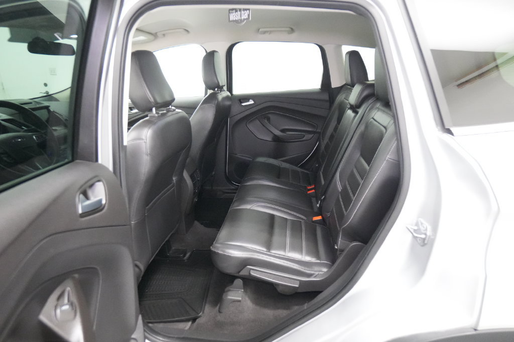 Used 2018 Ford Escape SEL AWD/4WD image 17