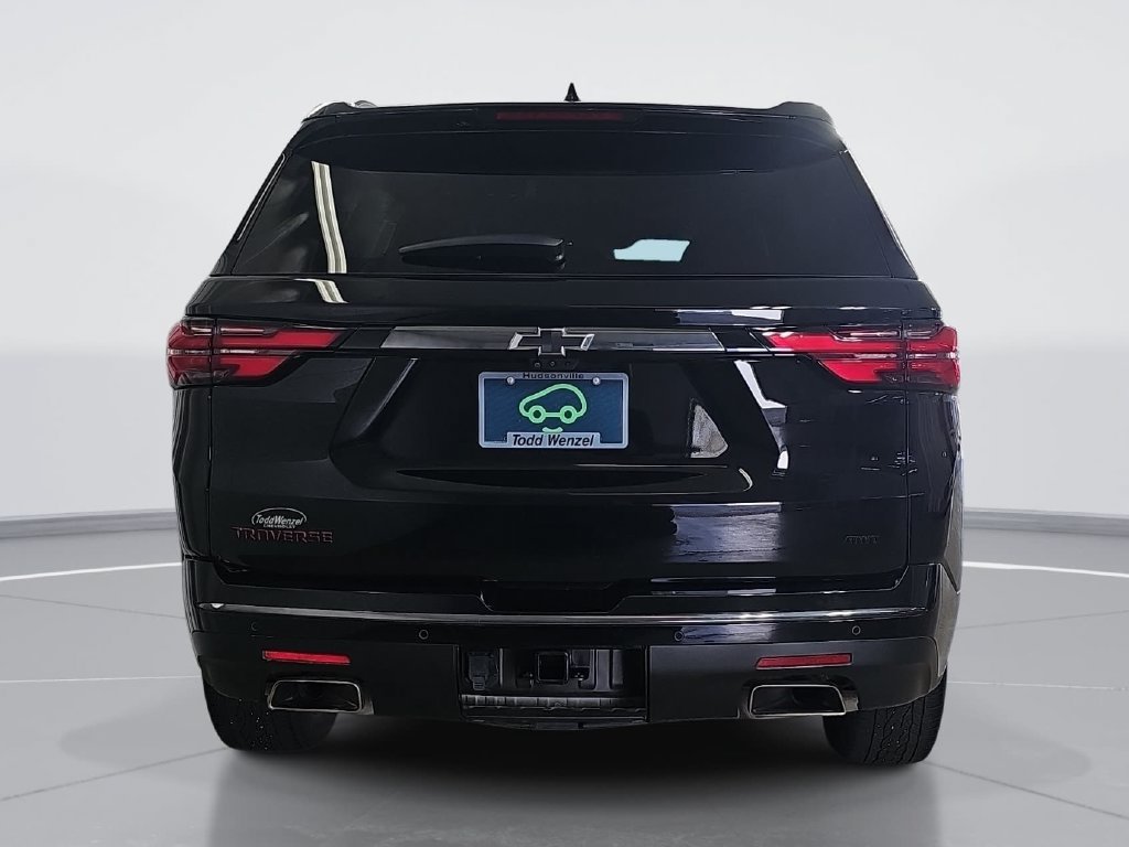Certified 2023 Chevrolet Traverse Premier w/ Redline Edition AWD/4WD image 5
