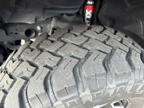 Used 2022 Jeep Gladiator Rubicon w/ LED Lighting Group image 25