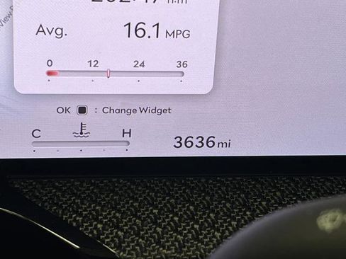 Used 2025 Genesis GV80 3.5T e-SC image 6