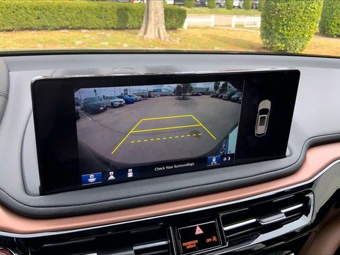 Certified 2025 Acura MDX w/Technology Package image 26