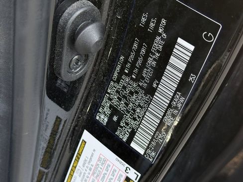 Used 2024 Toyota 4Runner TRD Off-Road Premium image 39