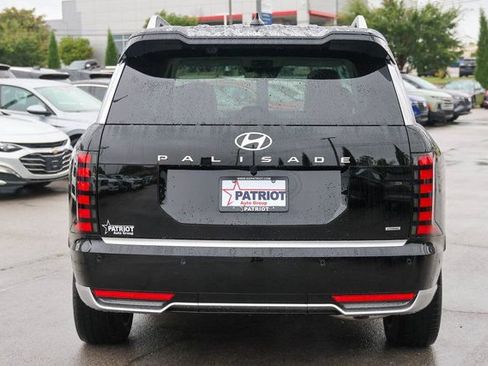 New 2026 Hyundai Palisade Calligraphy FWD image 4