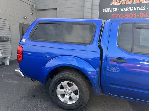 Used 2013 Nissan Frontier SV AWD/4WD image 9
