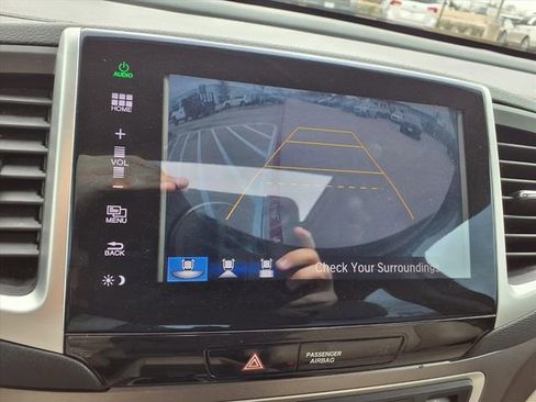 Used 2016 Honda Pilot EX-L image 17