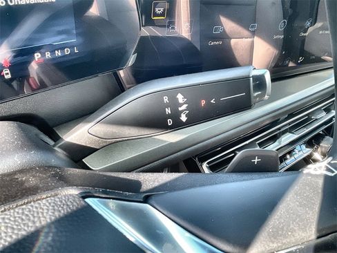 New 2026 Chevrolet Traverse LT w/ Midnight/Sport Edition image 20