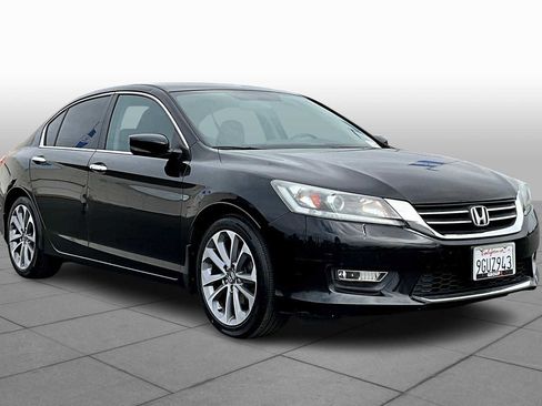 Used 2013 Honda Accord Sport image 2
