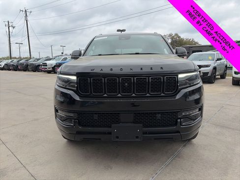 Used 2022 Jeep Wagoneer Series II image 5