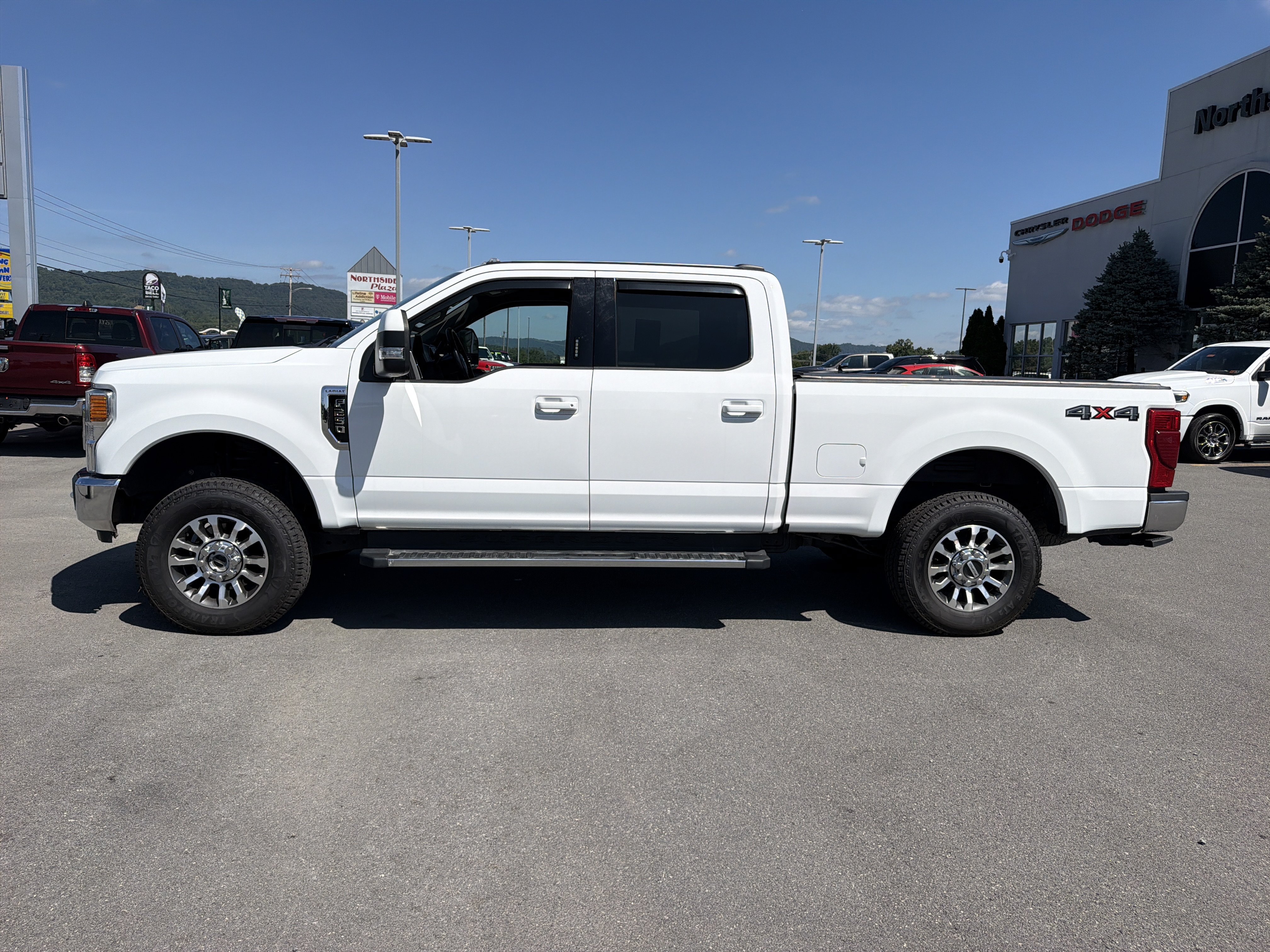 Used 2021 Ford F250 Lariat w/ Lariat Value Package AWD/4WD image 12