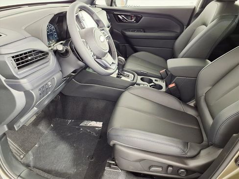 New 2025 Subaru Forester Limited image 7