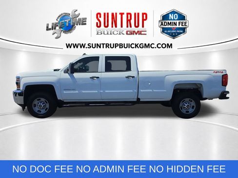 Used 2019 Chevrolet Silverado 2500 W/T AWD/4WD image 2