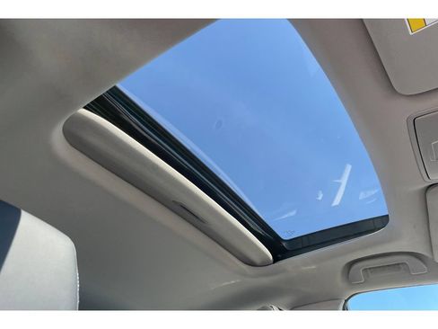 Certified 2025 Acura TLX w/ Technology Package FWD image 18