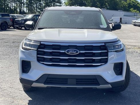 New 2026 Ford Explorer Active RWD image 6